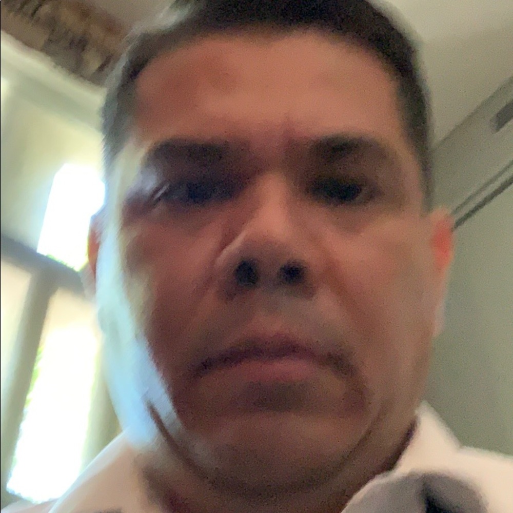 Meet your Posher, Roberto